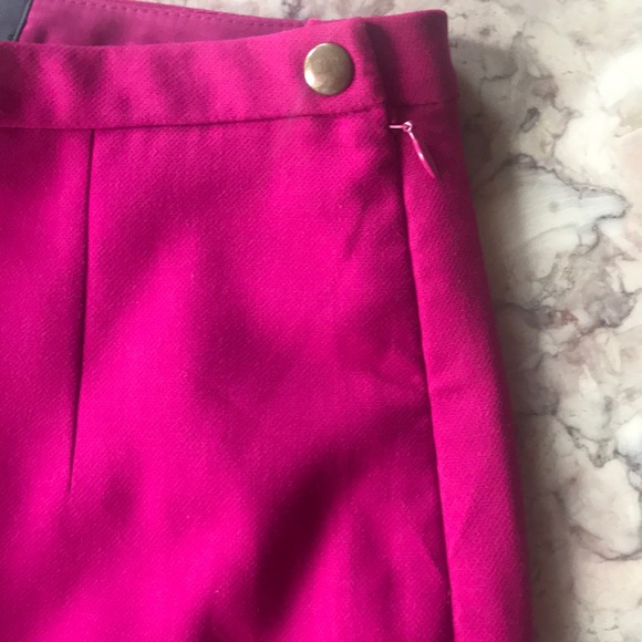 The Limited Stylish Pencil Skirt - Picture 4 of 5